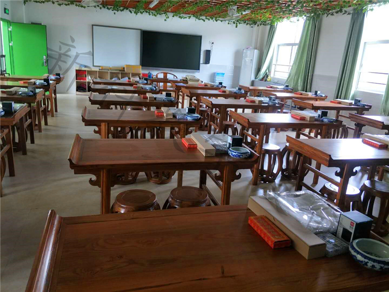 創意<a href='http://m.gdlangyu.cn/chanpin/57-1.html' target='1' style='font-size:18px; font-weight:bold; color:#000000;'>書法功能室</a>