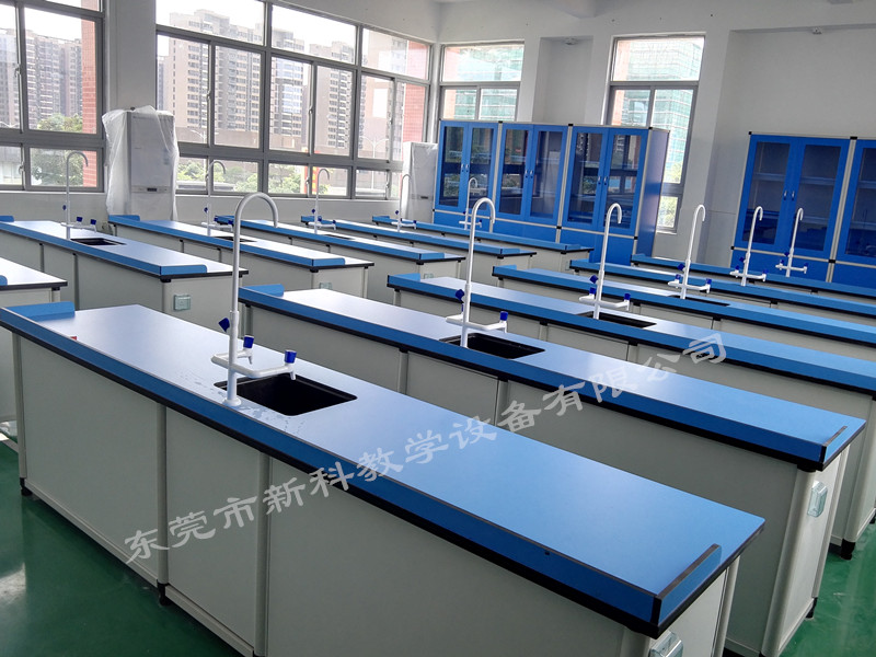 <a href='http://m.gdlangyu.cn/chanpin/53-1.html' target='1' style='font-size:18px; font-weight:bold; color:#000000;'>科學實驗室</a>廠家