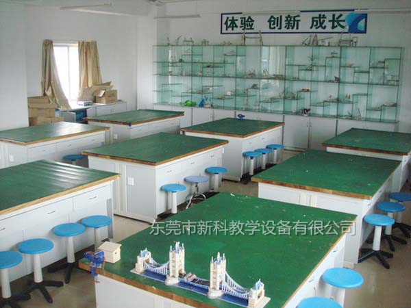 <a href='http://m.gdlangyu.cn/chanpinyiji/37-1.html' target='1' style='font-size:18px; font-weight:bold; color:#ff0000;'>通用技術(shù)實驗室設(shè)備</a>